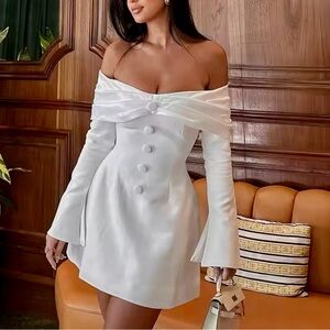 Elegant Off-Shoulder White Mini Dress